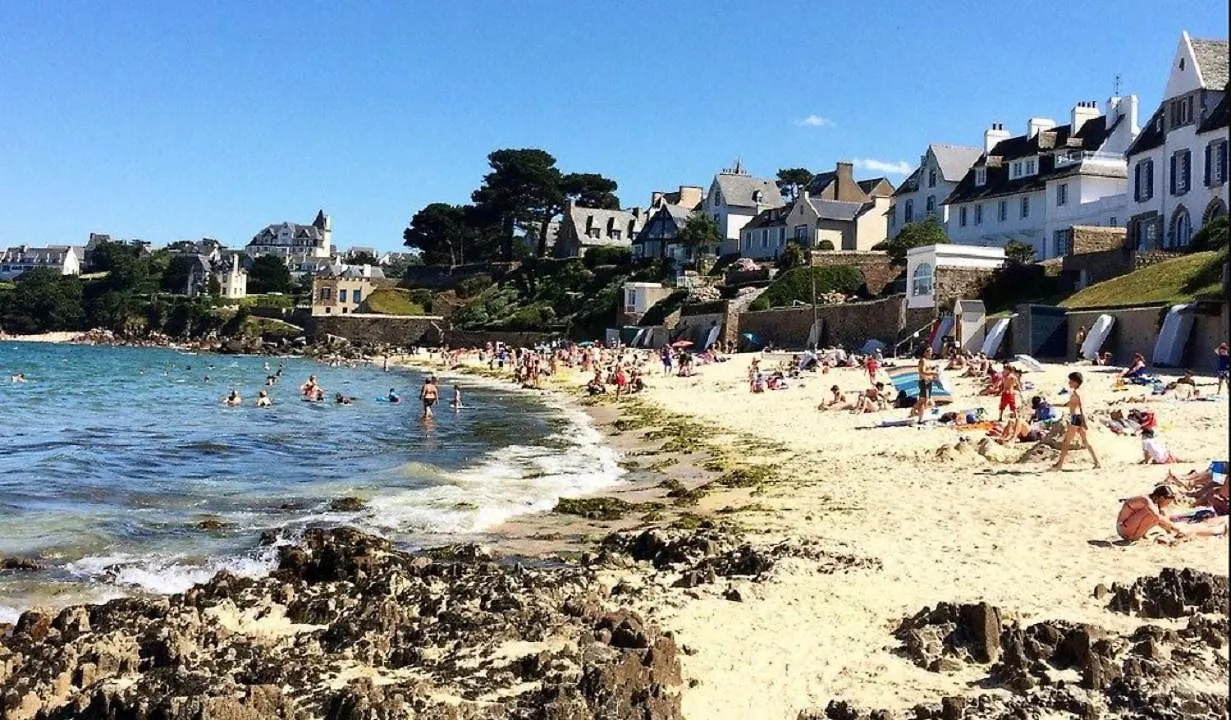 Holiday home Maison Bretonne 4 Personnes - Baie De Morlaix Taule